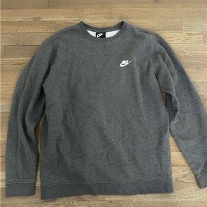 GRAY NIKE CREWNECK